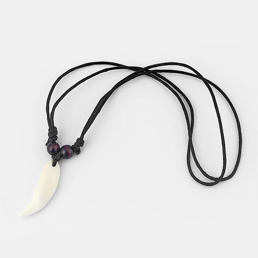Lone Wolf’s Fang Necklace